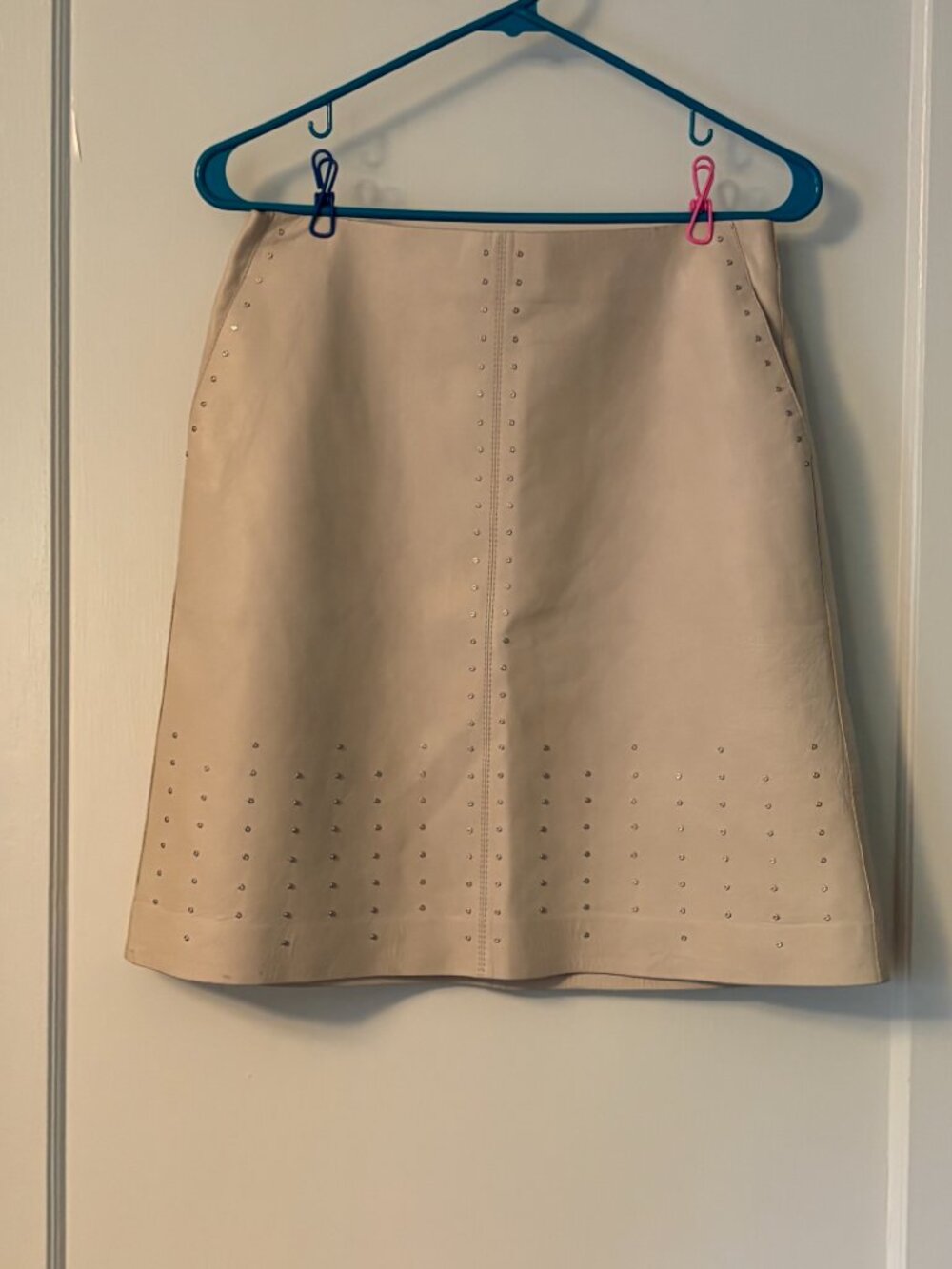 Lafayette 148 NY whitley studded skirt tan leather embellished size 4 *flaw